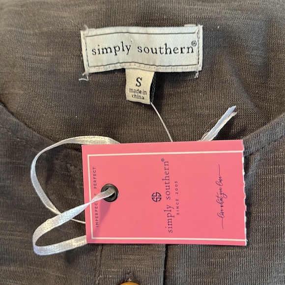 Simply Southern Henley, Long Sleeve Blouse • Dark Gray • Small • NWT - Picture 2 of 2